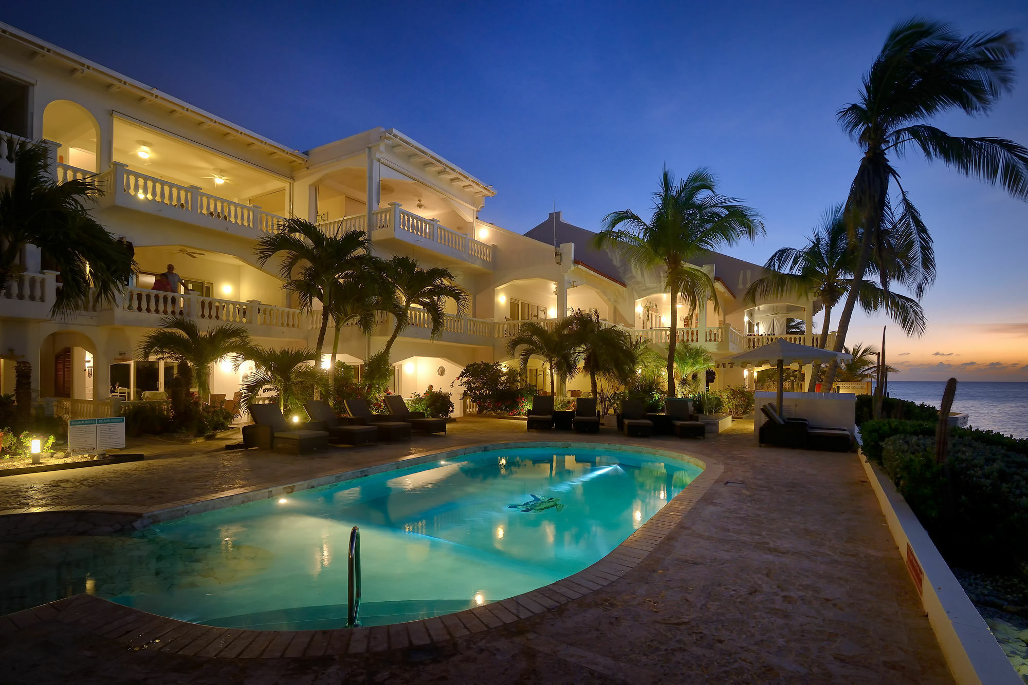 Belmar Oceanfront Apartments Bonaire Zewnętrze zdjęcie