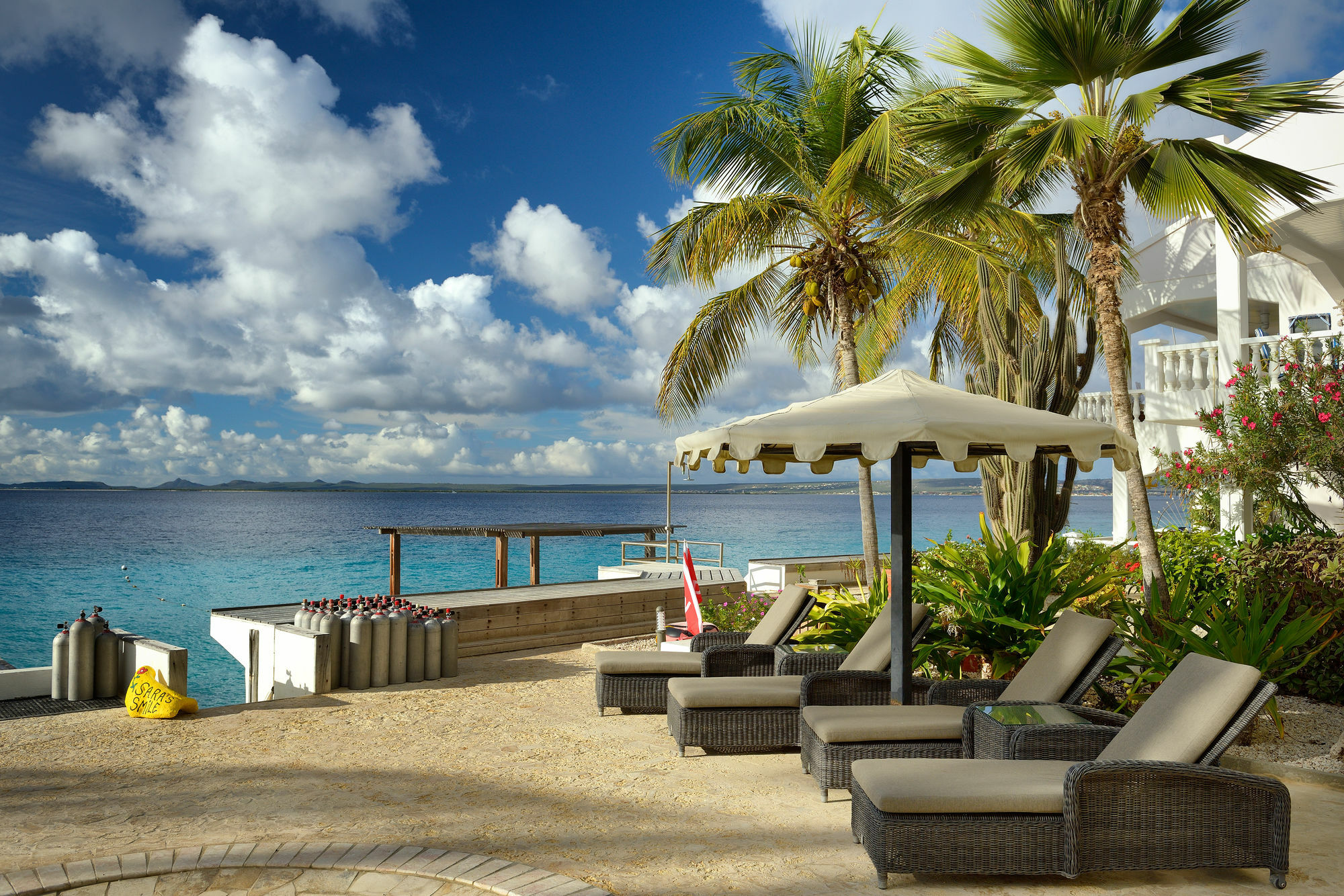 Belmar Oceanfront Apartments Bonaire Zewnętrze zdjęcie